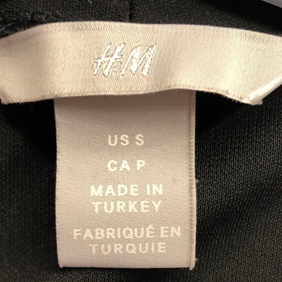 H&M wrap top - Picture 2 of 3